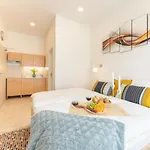 Bright Sunny Apartments In Quiet Area