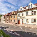 Bright Sunny Apartments In Quiet Area